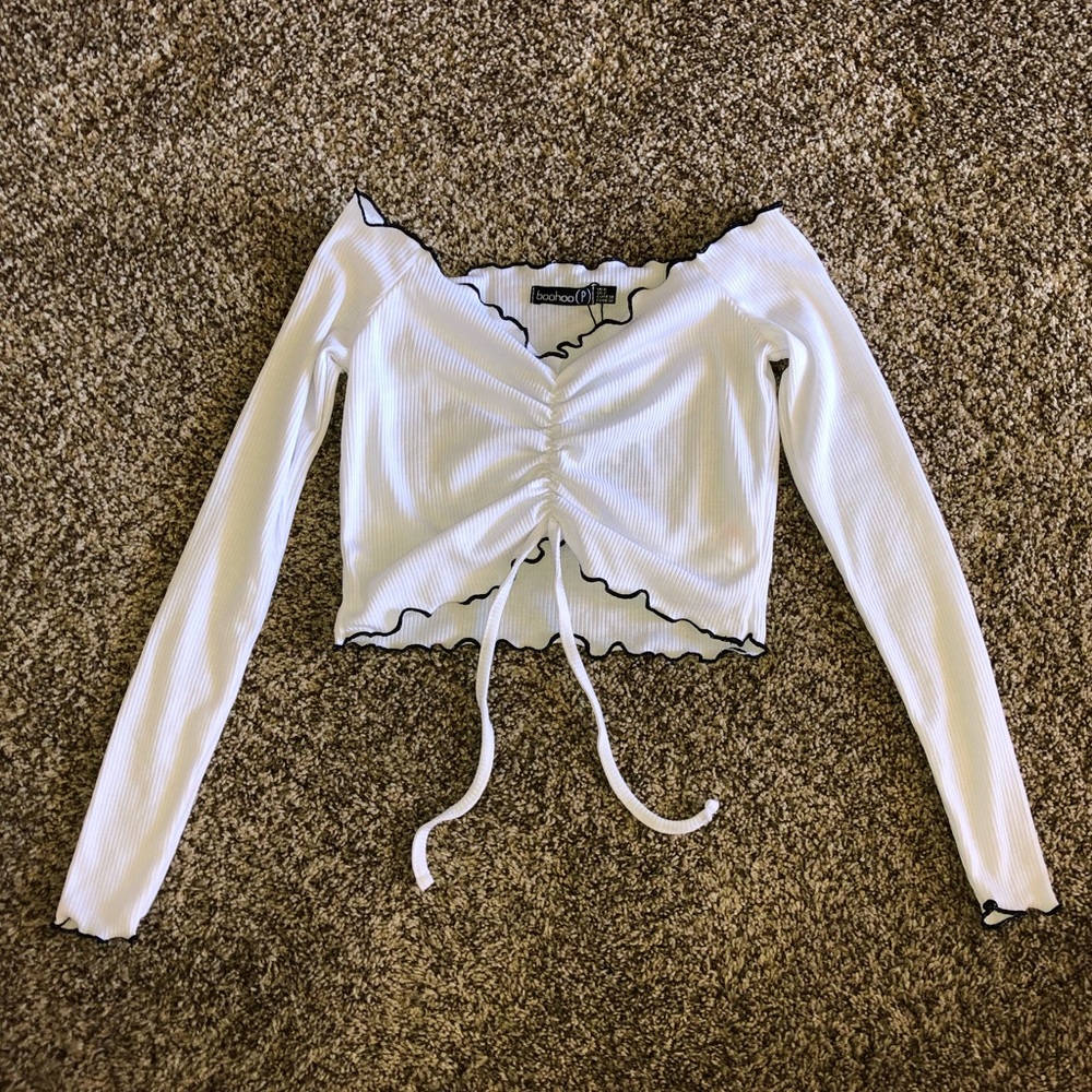 Off the Shoulder Long Sleeve Crop